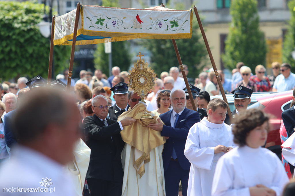 Procesja Bożego Ciała w parafii św. Teresy od Dzieciątka Jezus