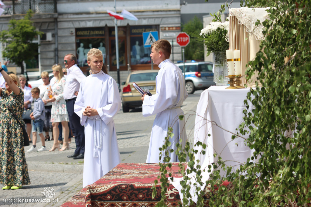 Procesja Bożego Ciała w parafii św. Teresy od Dzieciątka Jezus