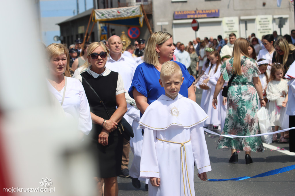 Procesja Bożego Ciała w parafii św. Teresy od Dzieciątka Jezus