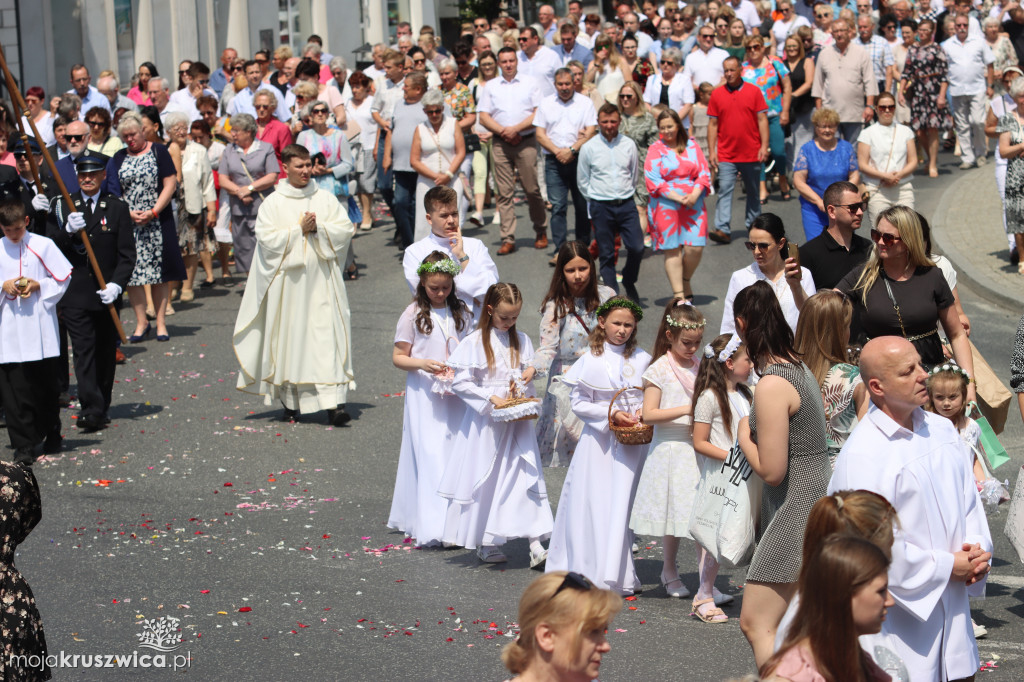 Procesja Bożego Ciała w parafii św. Teresy od Dzieciątka Jezus