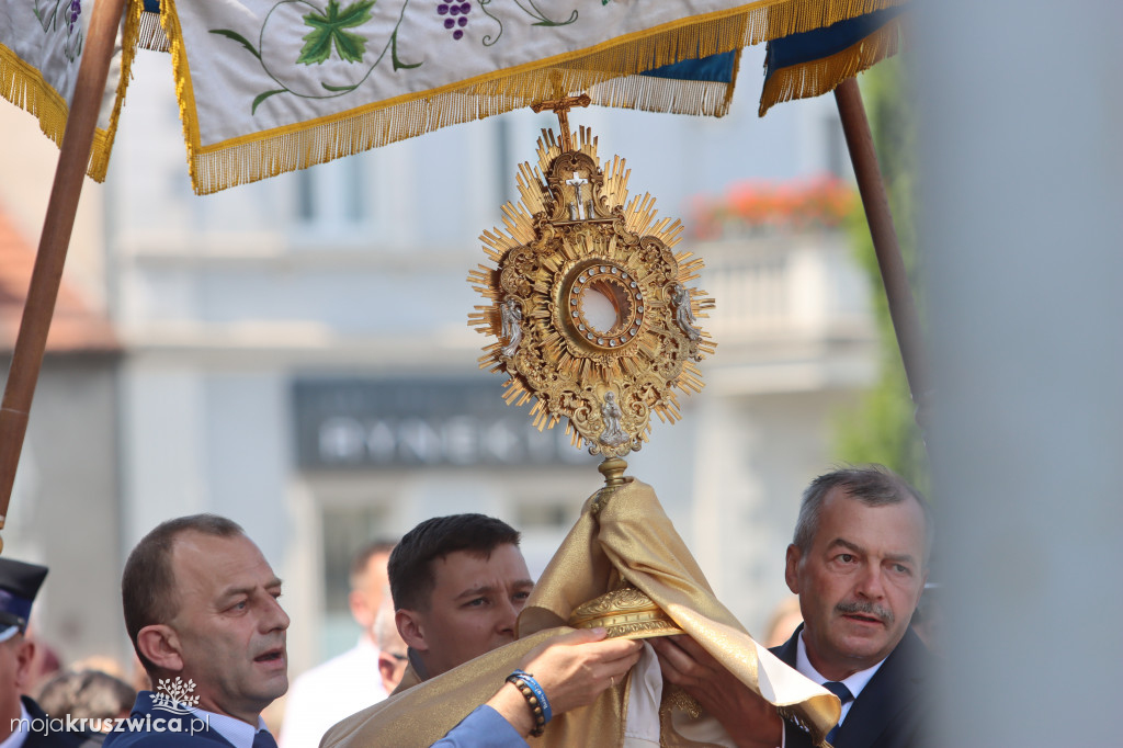 Procesja Bożego Ciała w parafii św. Teresy od Dzieciątka Jezus
