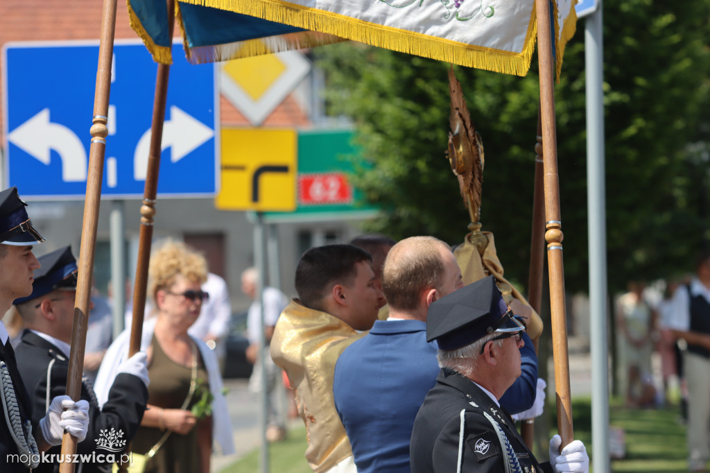 Procesja Bożego Ciała w parafii św. Teresy od Dzieciątka Jezus