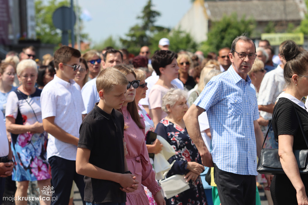 Procesja Bożego Ciała w parafii św. Teresy od Dzieciątka Jezus