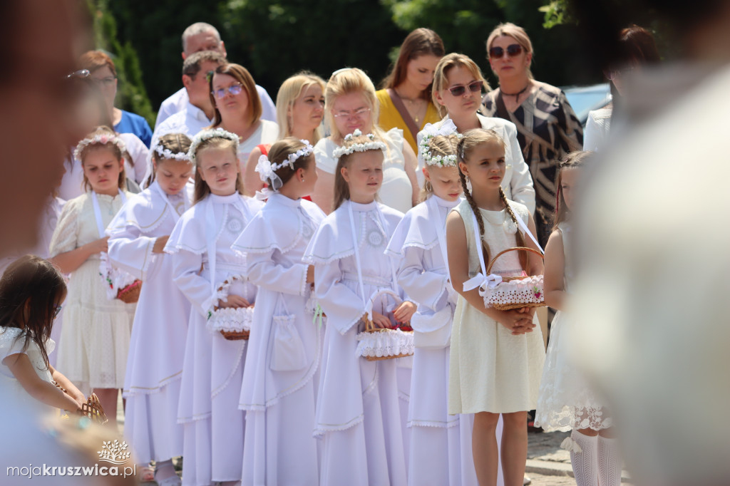 Procesja Bożego Ciała w kruszwickiej kolegiacie