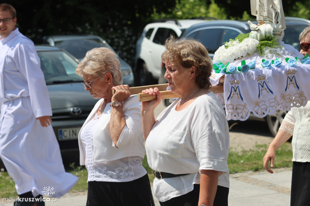 Procesja Bożego Ciała w kruszwickiej kolegiacie