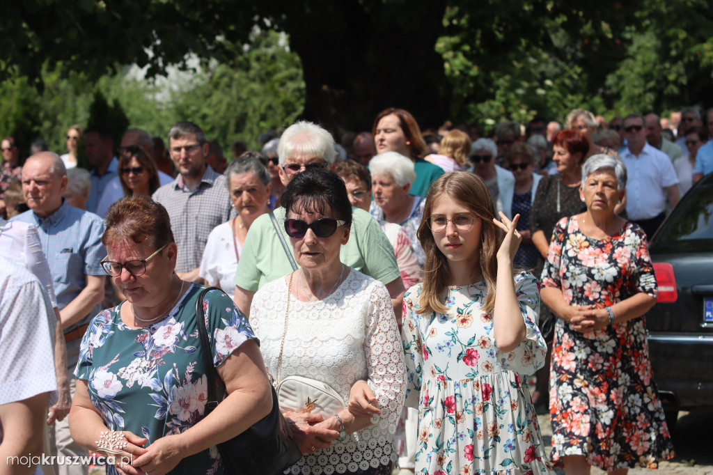 Procesja Bożego Ciała w kruszwickiej kolegiacie
