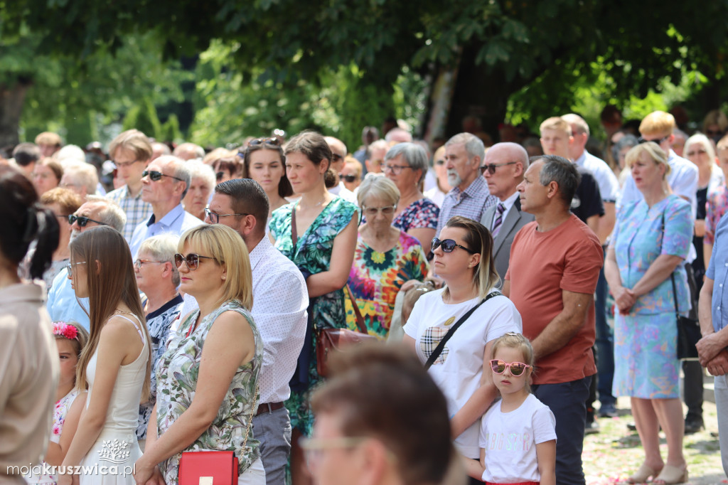 Procesja Bożego Ciała w kruszwickiej kolegiacie