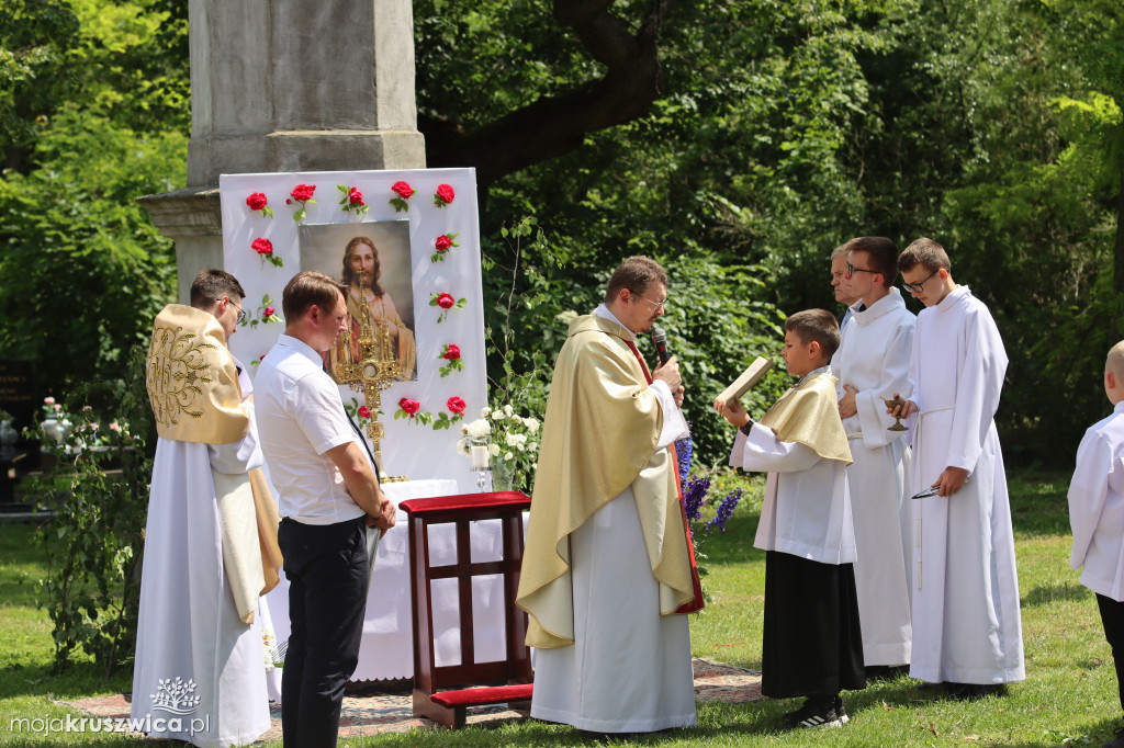 Procesja Bożego Ciała w kruszwickiej kolegiacie