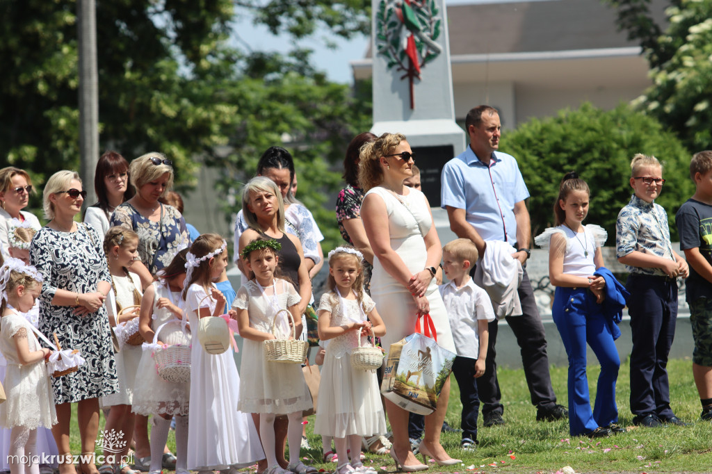 Procesja Bożego Ciała w kruszwickiej kolegiacie