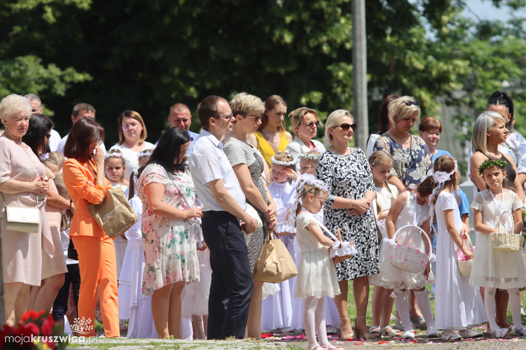Procesja Bożego Ciała w kruszwickiej kolegiacie