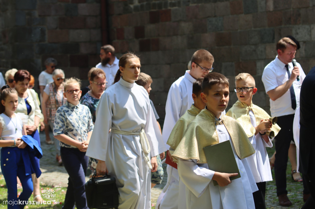 Procesja Bożego Ciała w kruszwickiej kolegiacie
