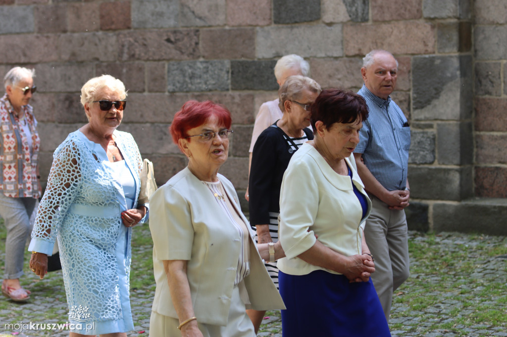 Procesja Bożego Ciała w kruszwickiej kolegiacie