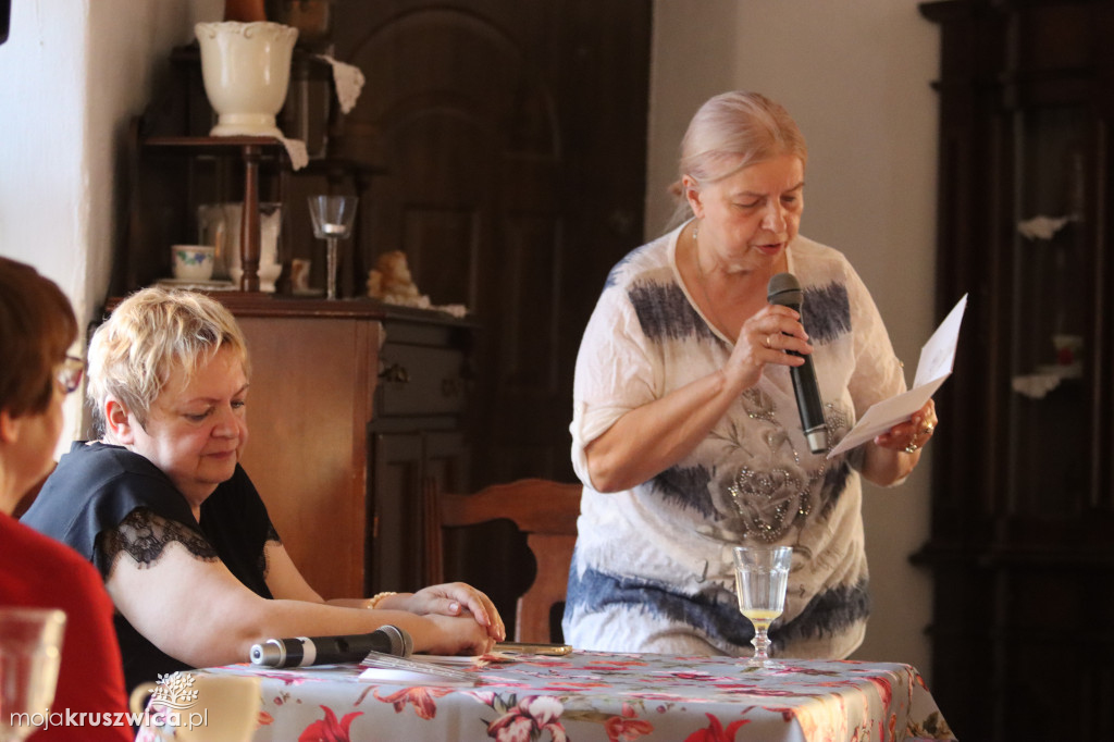 Spotkanie poetyckie Elżbiety Galoch pod Malwami