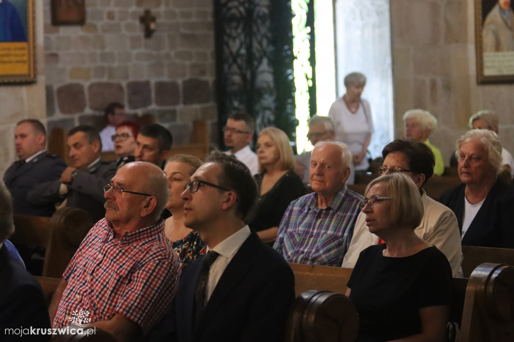 Obchody 600-lecia Kruszwicy. Mszy św. w kolegiacie przewodniczy Prymas Polski
