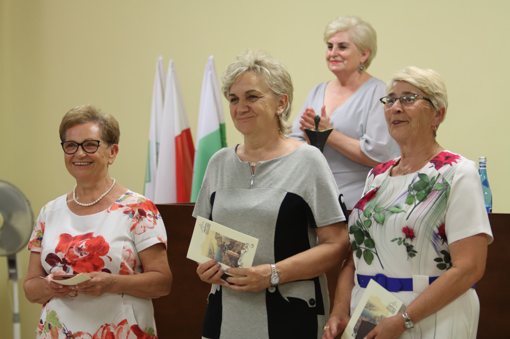 Uroczysta sesja Rady Miejskiej w Kruszwicy. Nagrodzono zasłużonych dla Kruszwicy
