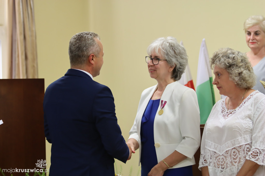 Uroczysta sesja Rady Miejskiej w Kruszwicy. Nagrodzono zasłużonych dla Kruszwicy