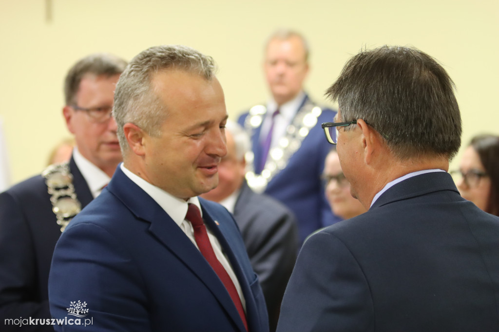 Uroczysta sesja Rady Miejskiej w Kruszwicy. Nagrodzono zasłużonych dla Kruszwicy