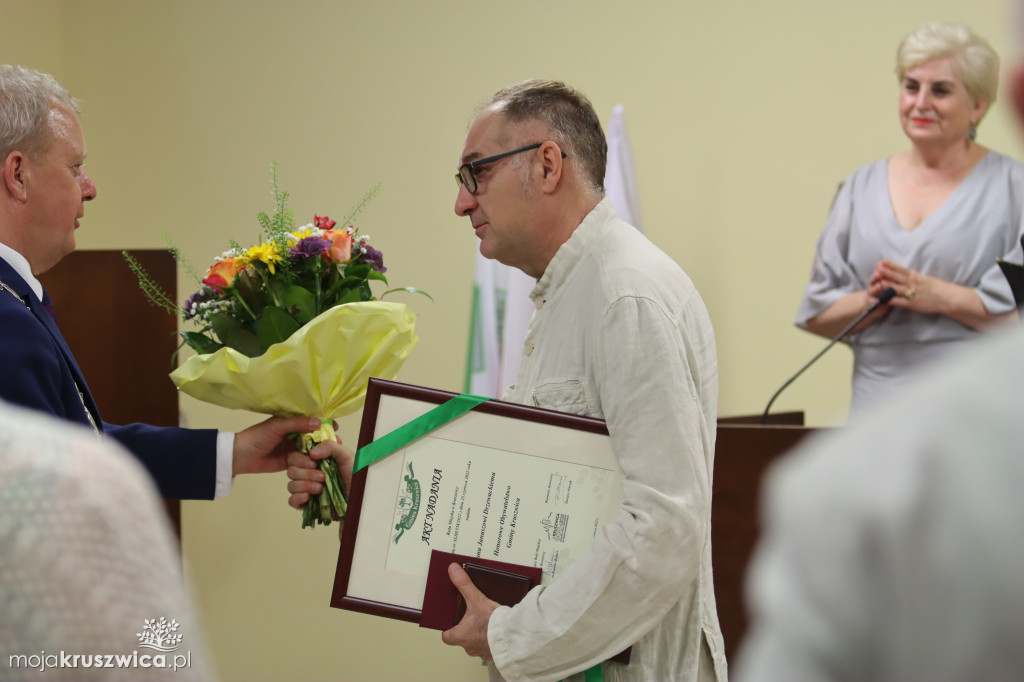 Uroczysta sesja Rady Miejskiej w Kruszwicy. Nagrodzono zasłużonych dla Kruszwicy
