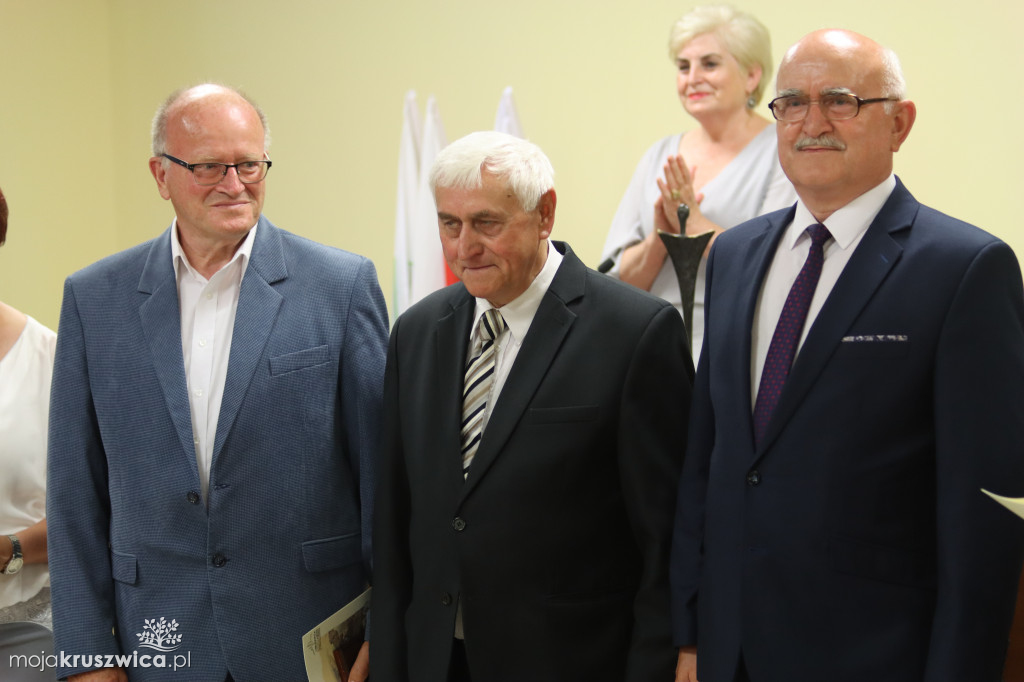 Uroczysta sesja Rady Miejskiej w Kruszwicy. Nagrodzono zasłużonych dla Kruszwicy
