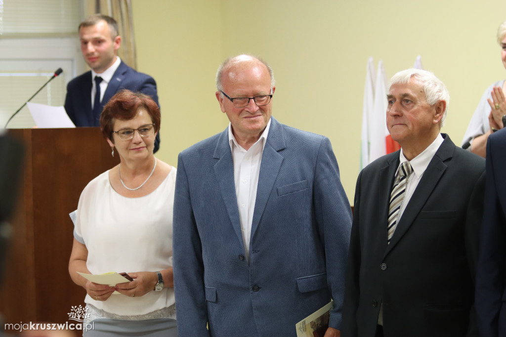 Uroczysta sesja Rady Miejskiej w Kruszwicy. Nagrodzono zasłużonych dla Kruszwicy
