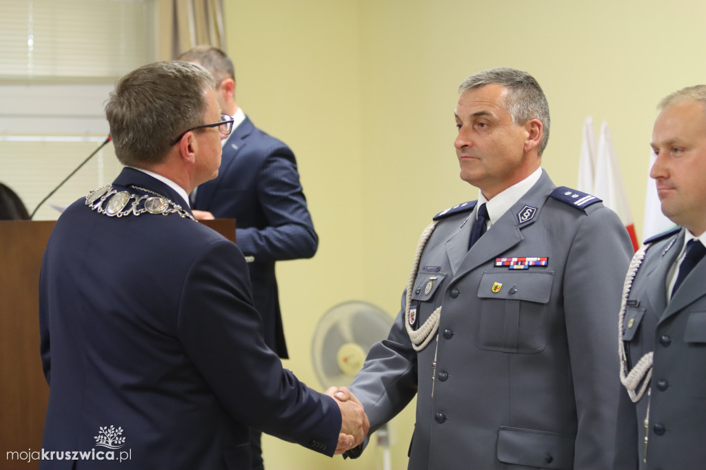 Uroczysta sesja Rady Miejskiej w Kruszwicy. Nagrodzono zasłużonych dla Kruszwicy