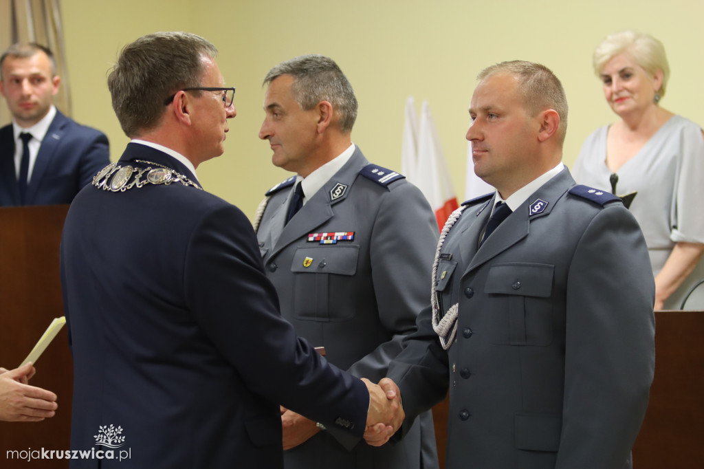 Uroczysta sesja Rady Miejskiej w Kruszwicy. Nagrodzono zasłużonych dla Kruszwicy