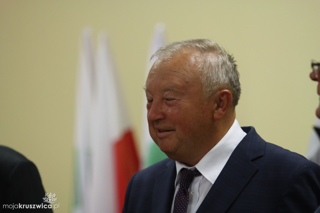 Uroczysta sesja Rady Miejskiej w Kruszwicy. Nagrodzono zasłużonych dla Kruszwicy