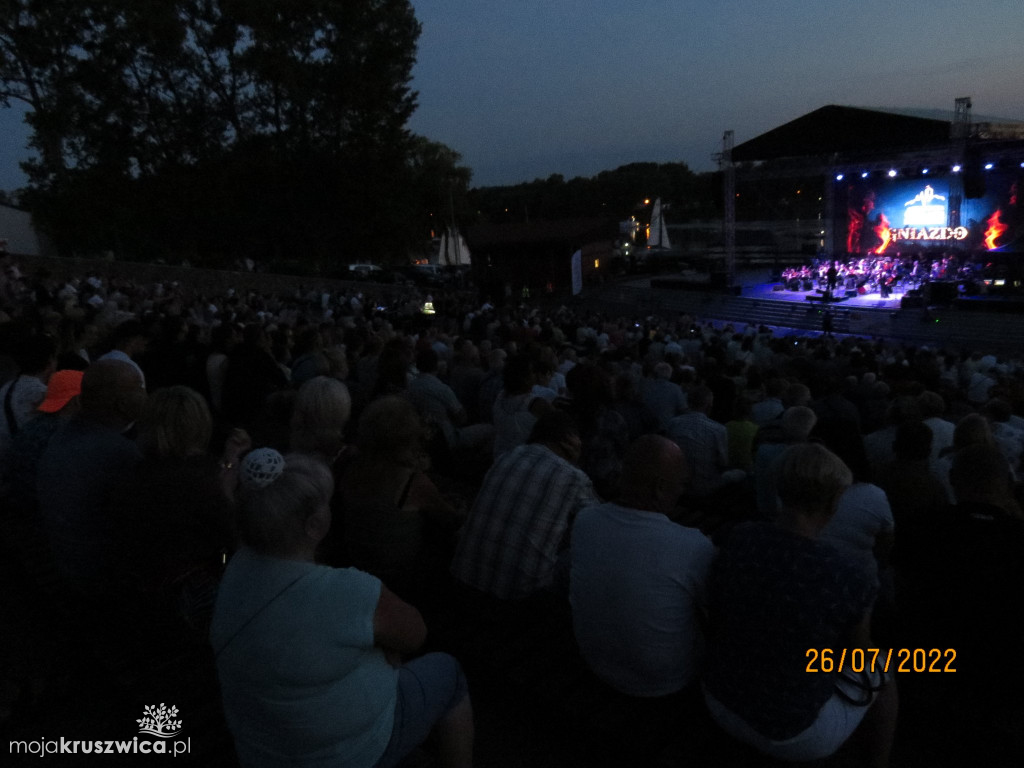 Magiczny wieczór nad Gopłem