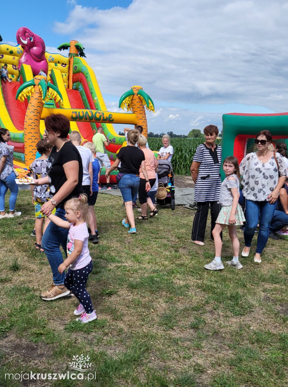 W Sołectwie Papros świętowano Dzień Dziecka. Było wiele atrakcji [ZDJĘCIA]