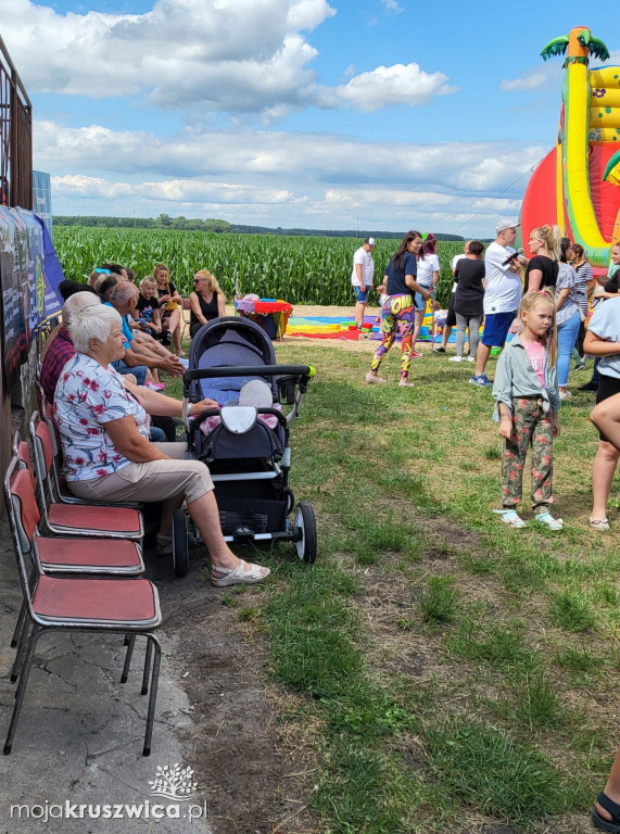 W Sołectwie Papros świętowano Dzień Dziecka. Było wiele atrakcji [ZDJĘCIA]