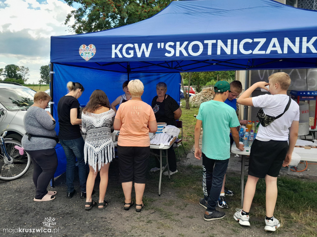 W Sołectwie Papros świętowano Dzień Dziecka. Było wiele atrakcji [ZDJĘCIA]
