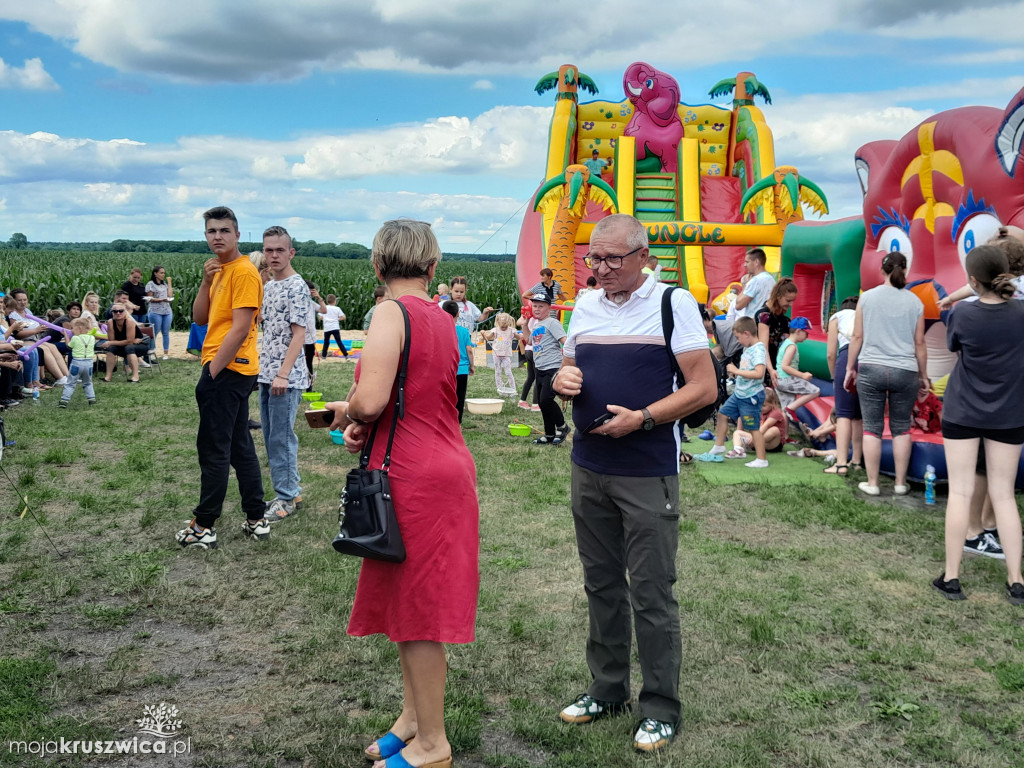 W Sołectwie Papros świętowano Dzień Dziecka. Było wiele atrakcji [ZDJĘCIA]