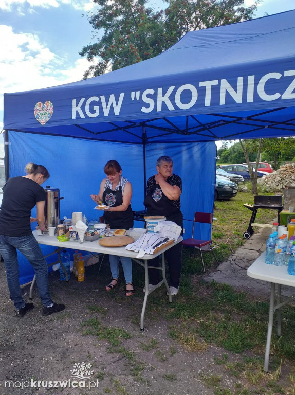 W Sołectwie Papros świętowano Dzień Dziecka. Było wiele atrakcji [ZDJĘCIA]