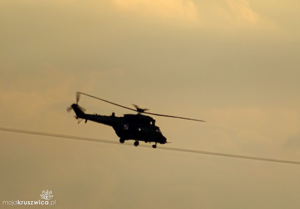 Ćwiczenia z udziałem helikoptera nad Gopłem