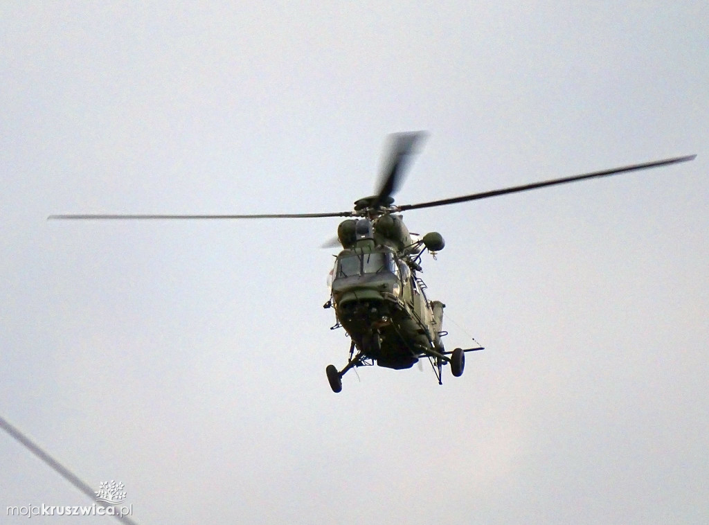 Ćwiczenia z udziałem helikoptera nad Gopłem