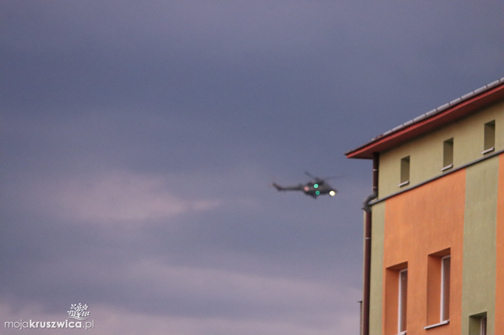 Ćwiczenia z udziałem helikoptera nad Gopłem