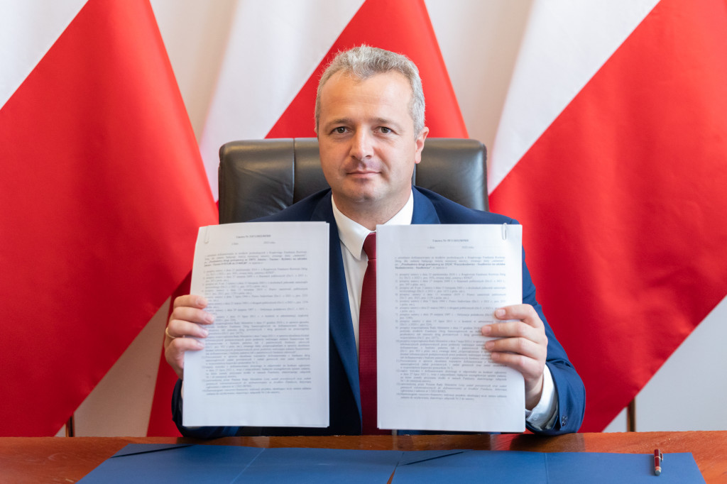 Powiat Inowrocławski otrzyma 7,5 mln złotych dofinansowania na przebudowę dróg