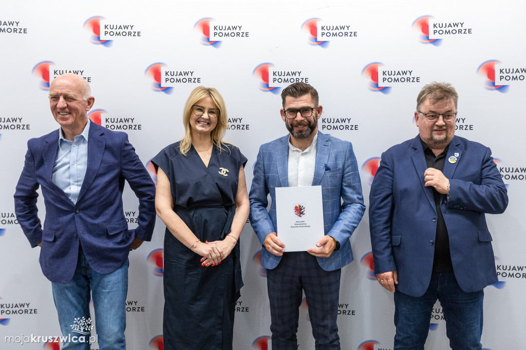 Kluby sportowe z dofinansowaniami. Wśród nich klub z Kruszwicy [ZDJĘCIA]