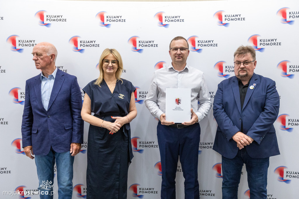 Kluby sportowe z dofinansowaniami. Wśród nich klub z Kruszwicy [ZDJĘCIA]