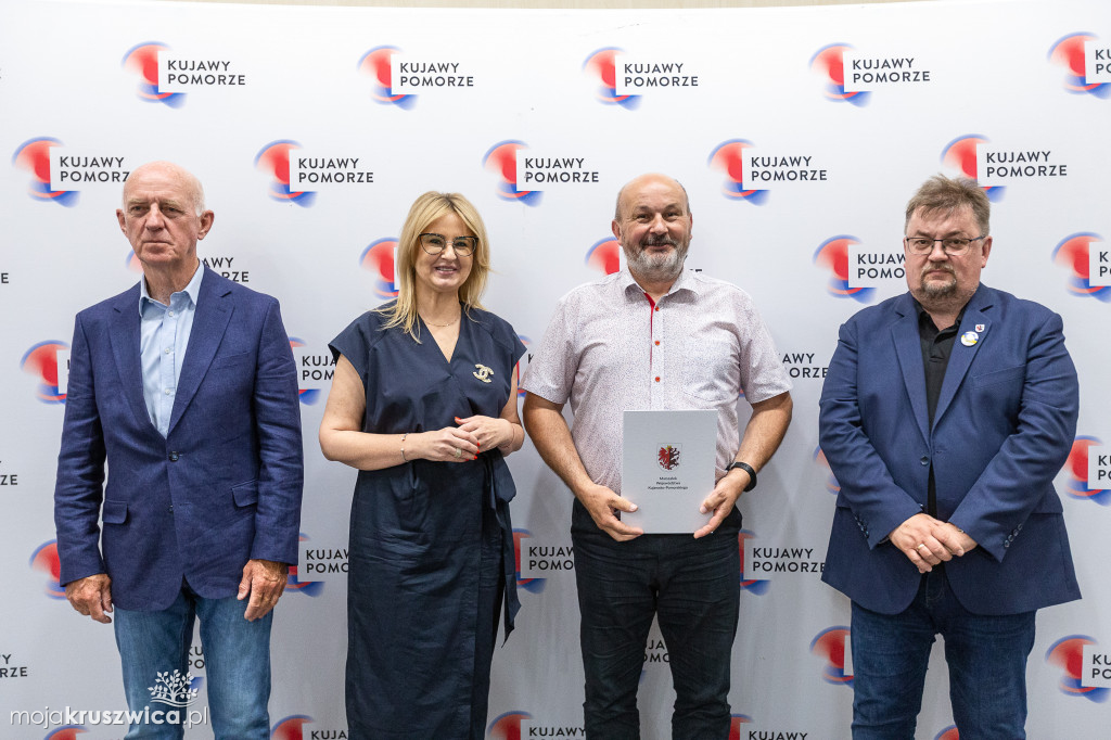 Kluby sportowe z dofinansowaniami. Wśród nich klub z Kruszwicy [ZDJĘCIA]