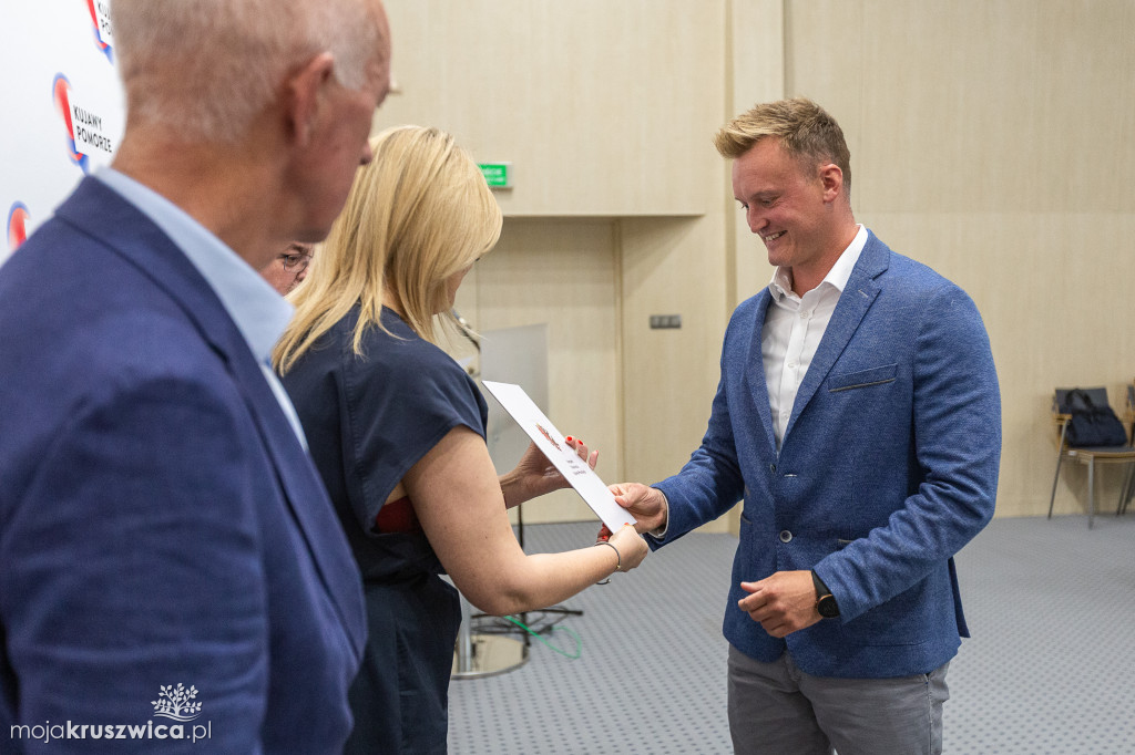 Kluby sportowe z dofinansowaniami. Wśród nich klub z Kruszwicy [ZDJĘCIA]
