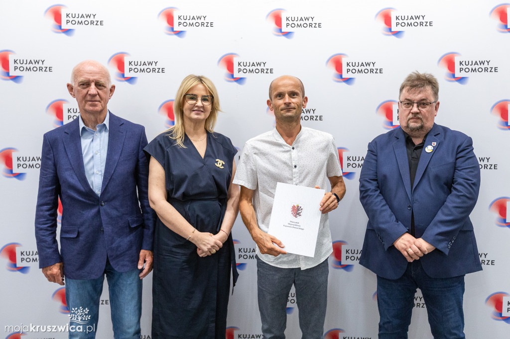 Kluby sportowe z dofinansowaniami. Wśród nich klub z Kruszwicy [ZDJĘCIA]