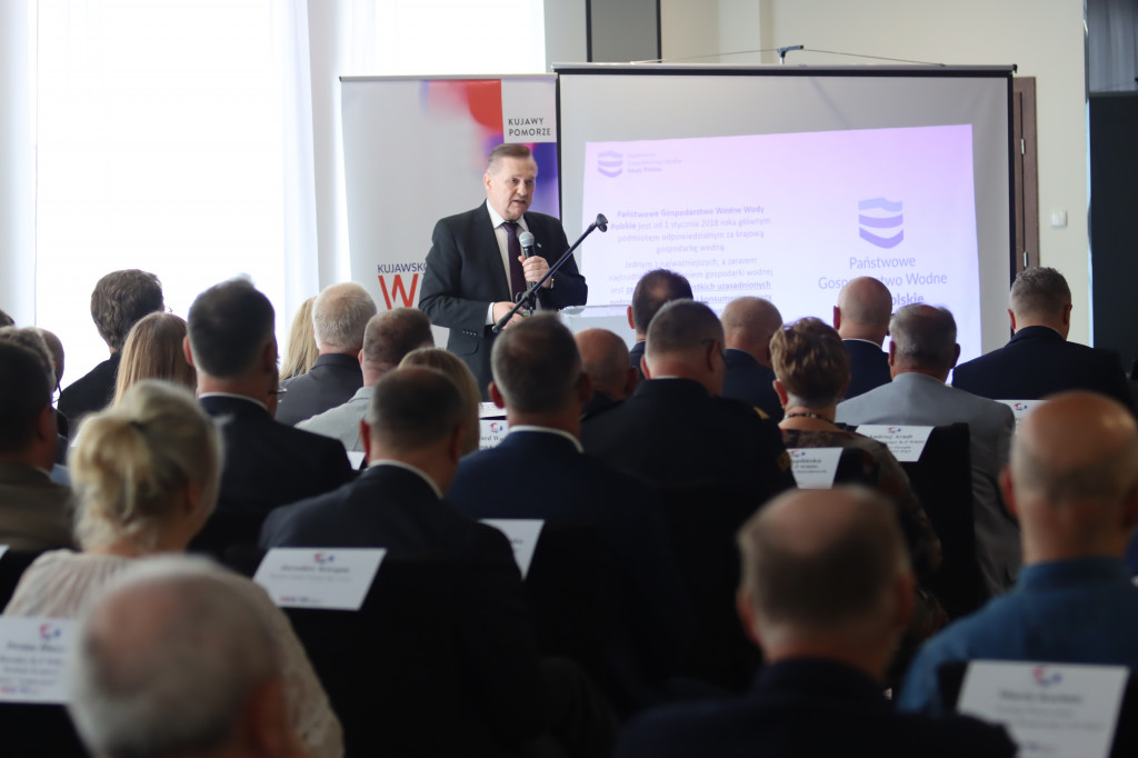 W Kruszwicy rozpoczęło się Posiedzenie plenarne Kujawsko-Pomorskiej Wojewódzkiej Rady Dialogu Społecznego.