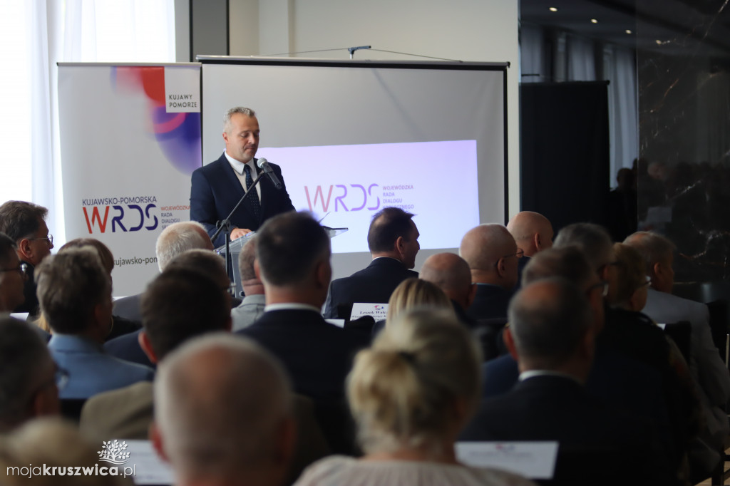 W Kruszwicy rozpoczęło się Posiedzenie plenarne Kujawsko-Pomorskiej Wojewódzkiej Rady Dialogu Społecznego.