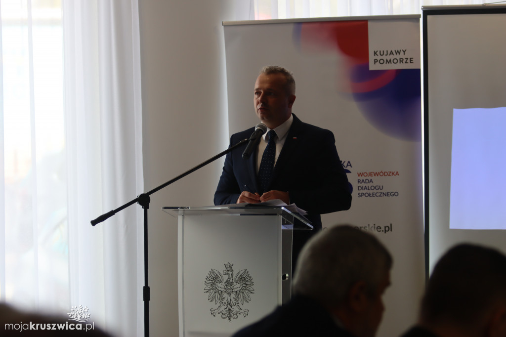 W Kruszwicy rozpoczęło się Posiedzenie plenarne Kujawsko-Pomorskiej Wojewódzkiej Rady Dialogu Społecznego.