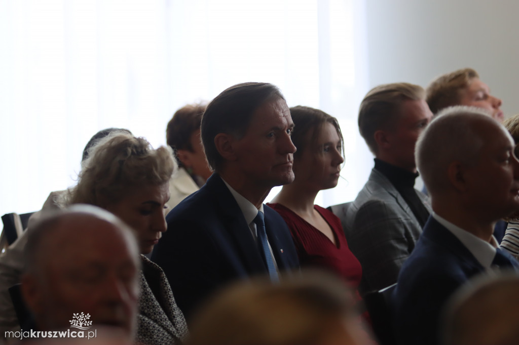 W Kruszwicy rozpoczęło się Posiedzenie plenarne Kujawsko-Pomorskiej Wojewódzkiej Rady Dialogu Społecznego.