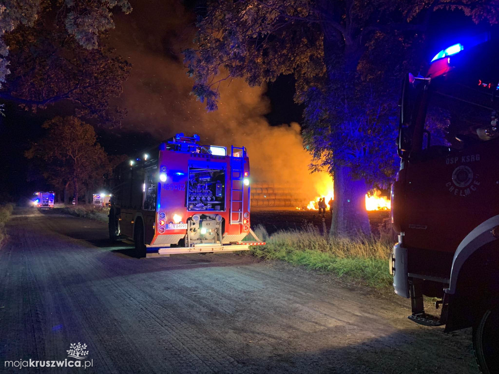 Rożniaty: Spłonął stóg obok pola kukurydzy
