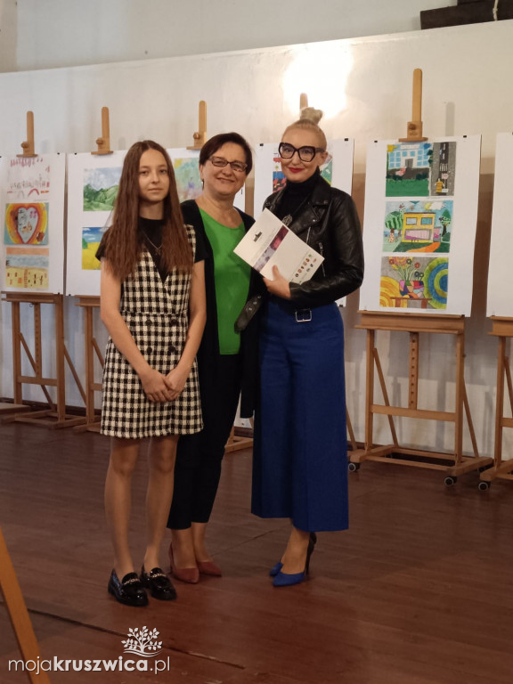 Nikola Kubacka laureatką VI. Ogólnopolskiego Przeglądu Twórczości Plastycznej