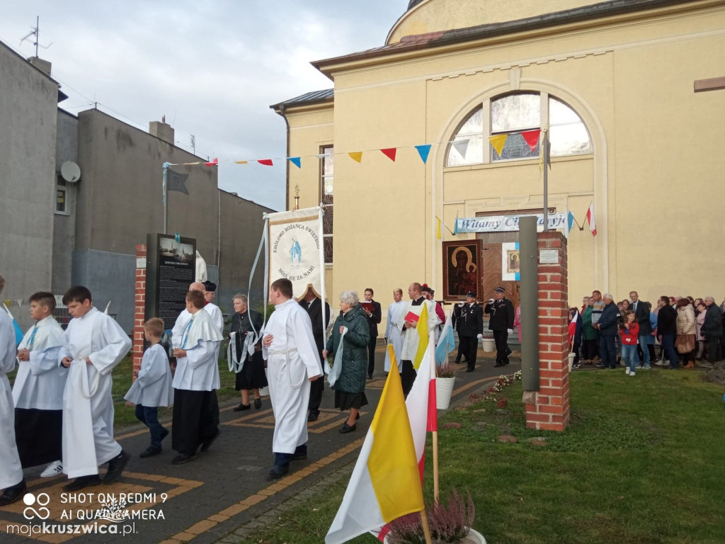 W kościele św. Teresy od Dzieciątka Jezus w Kruszwicy pożegnali Matkę Boską