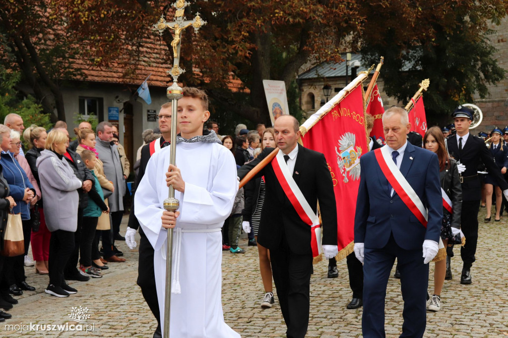 Tak witaliśmy Matkę Boską w kruszwickiej kolegiacie [ZDJĘCIA]